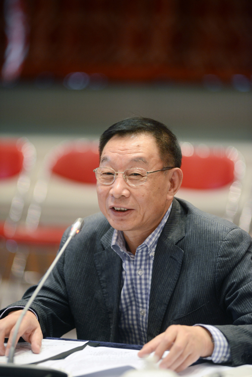 创新精神薪火相传——四十年重聚　追忆七四八岁月